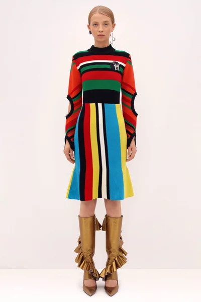 Look 11